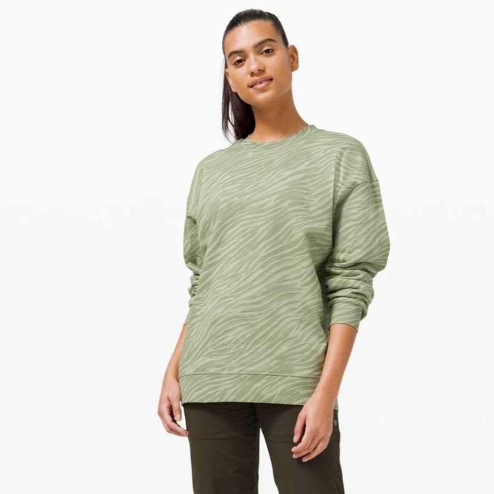 Lululemon | Perfectly Oversized Crew Size 6 (see measurements) - Picture 2 of 7